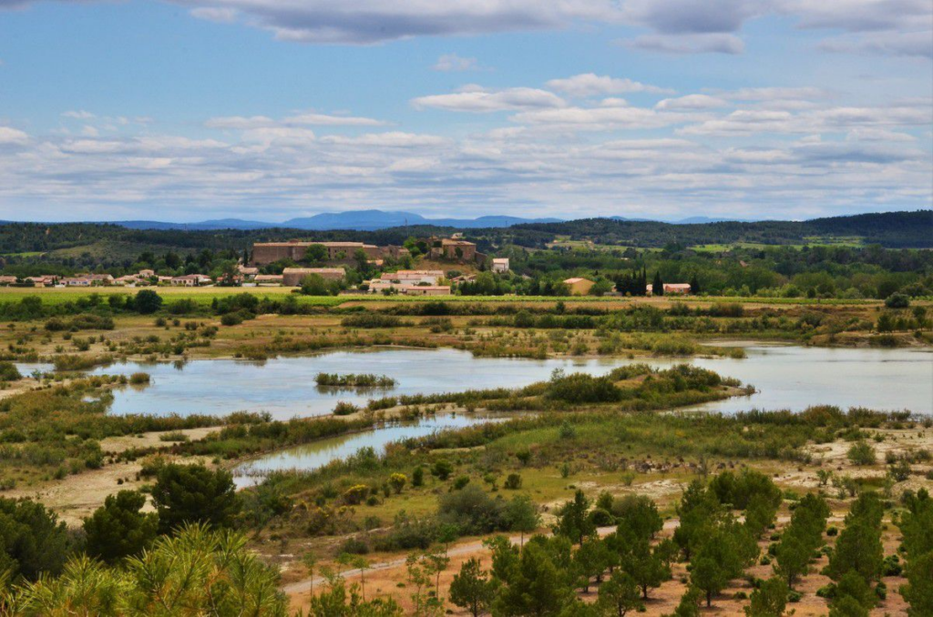 walks for family vacation and discovery Minervois landscapes